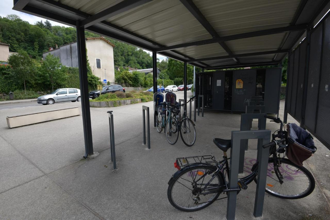 Aux 4 Logis Appart-Hotel - Studio Le City - Petit Dejeuner Inclus 1Ere Nuit Foix Exterior photo