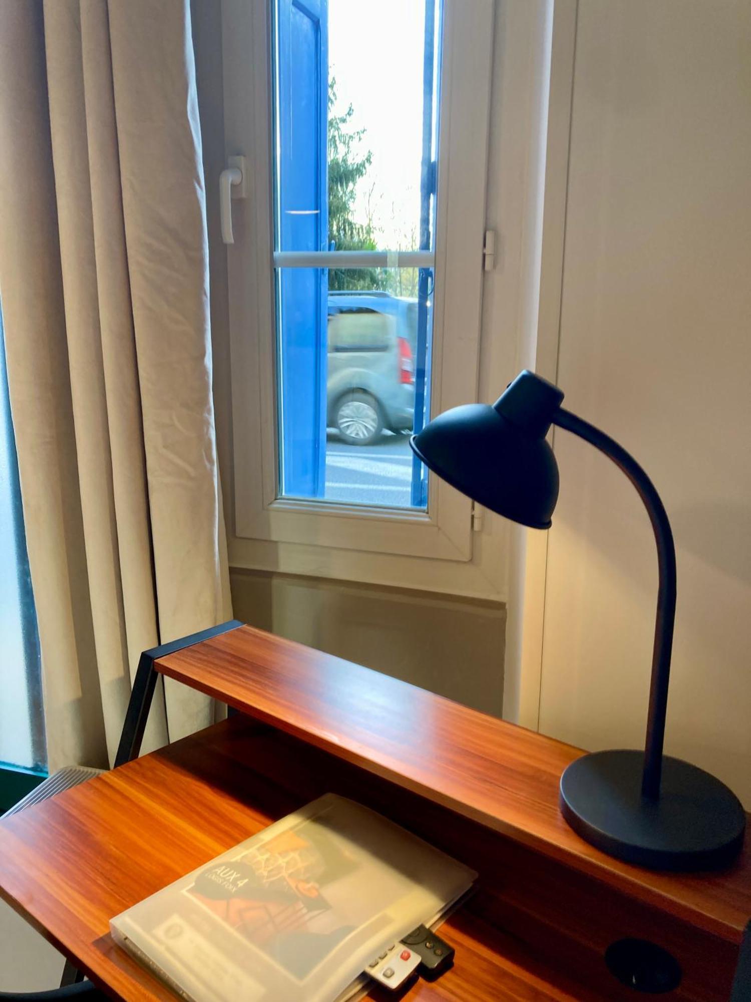 Aux 4 Logis Appart-Hotel - Studio Le City - Petit Dejeuner Inclus 1Ere Nuit Foix Exterior photo